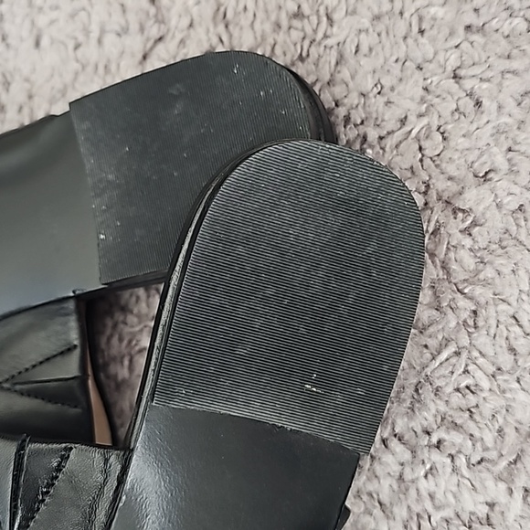 Charles David Siamese Slide Sandal - Picture 4 of 6